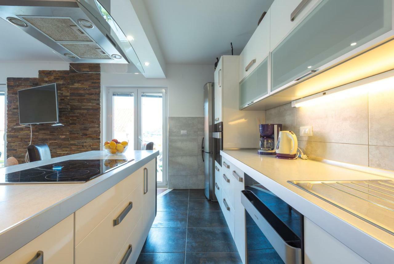 Luxury Apartment Antonija-Old Town 察夫塔特 外观 照片