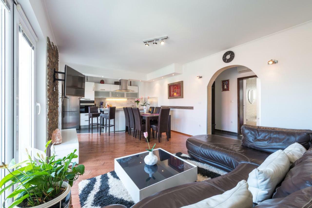 Luxury Apartment Antonija-Old Town 察夫塔特 外观 照片